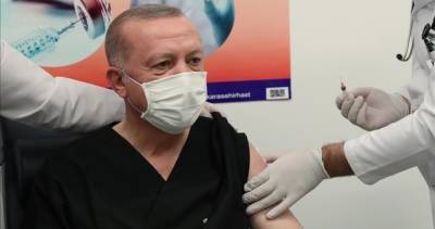 Эрдоган привился второй дозой вакцины от коронавируса