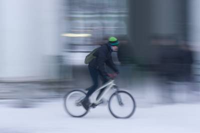 Акцию «На работу на велосипеде» провели в Петербурге 12 февраля