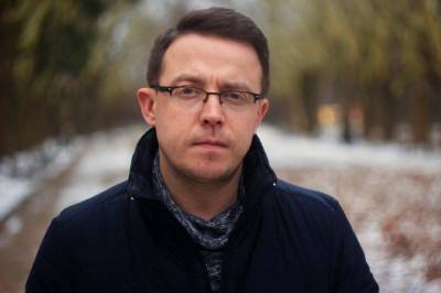 Скандальный украинский телеведущий назвал зрителей опальных каналов «одноклеточными»