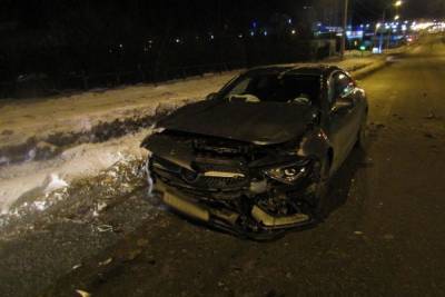 В Ижевске из-за пьяного водителя столкнулись 3 машины
