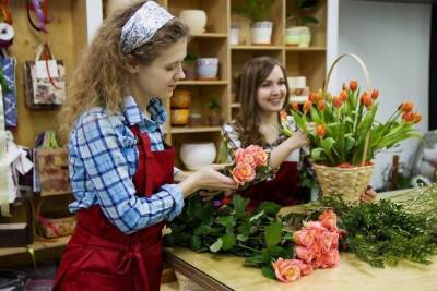 Администрация Петрозаводска рассказала, где можно будет продавать цветы 8 Марта