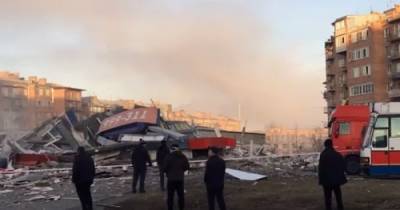 На юге России мощный взрыв полностью разрушил трехэтажный ТЦ (ФОТО)