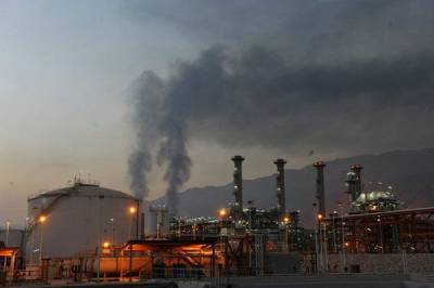 Иран нарастил добычу нефти после прихода Байдена в Белый дом