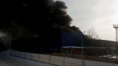 Первые кадры с места взрыва на складе в Красноярске