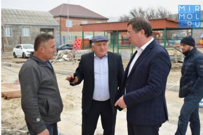 Глава Карабудахкентского района Махмуд Амиралиев проверил ход строительства детского сада на 250 мест в селении Карабудахкент