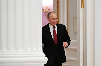 Кремль уточнил планы Путина на вакцинацию от коронавируса