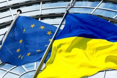 Украина должна требовать план вступления в Евросоюз, – Семенюк