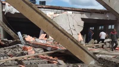 МЧС опровергло обрушение крыши ледового дворца в Брянске