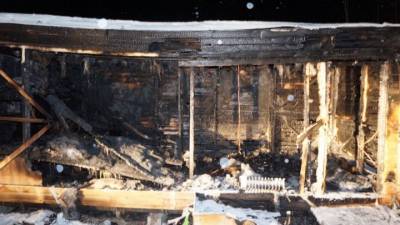 4 жителя Чувашии сгорели в строительной бытовке в Тверской области