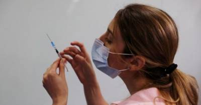 65% украинцев готовы вакцинироваться препаратом, которому они доверяют, – Gallup