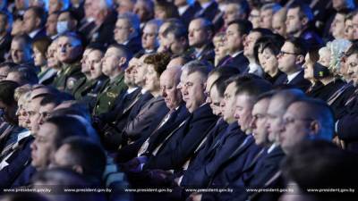 Лукашенко хочет убрать из конституции Беларуси нейтралитет
