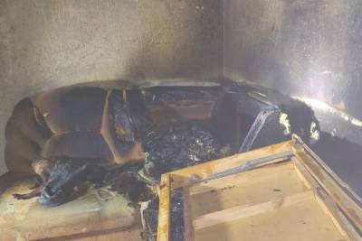 Сафоновские пожарные буквально вытащили мужчину из горящей постели