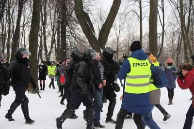 В Коми на ₽10 тыс. оштрафовали фотокорреспондента за отсутствие жилета на акции протеста