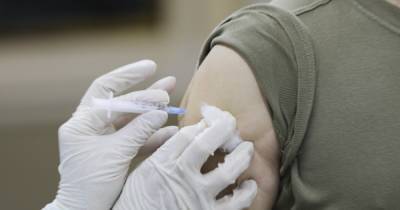 Социологи утверждают, что в Украине возросло количество желающих привиться от коронавируса (ГРАФИК)