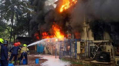 В Индии в результате взрыва на пиротехнической фабрике погибли 11 человек