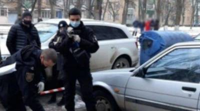 Неадекват «под кайфом» схватился за нож прямо на улице в центре Одессы: в сети показали его фото