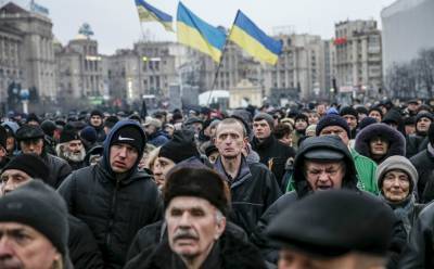 Опрос показал, что думают жители Украины о развитии страны при Зеленском