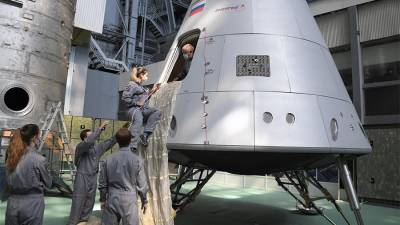 Роскосмос выбрал место для приземления космонавтов после полета на Луну