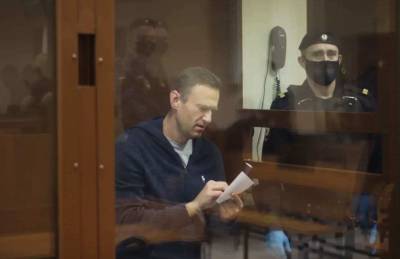Вторая серия ада: Навальный три часа безнаказанно оскорблял судью