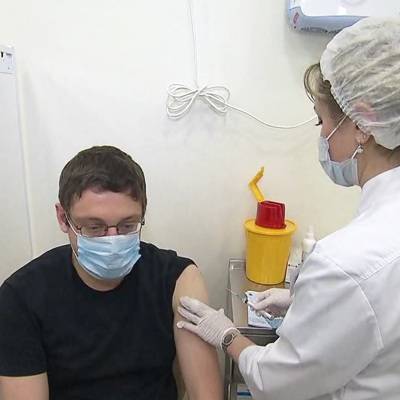 Константин Чернов - Совсем скоро россияне смогут сделать прививку от коронавируса ещё одной вакциной - radiomayak.ru