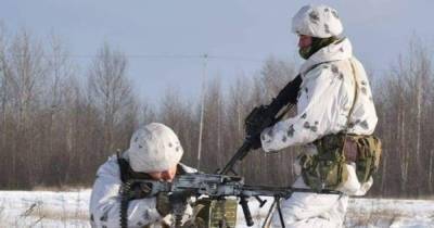 На Донбассе подорвался на взрывном устройстве украинский военный