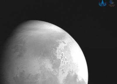 Китайский зонд отправил на Землю видео с орбиты Марса