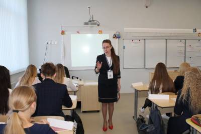 Учитель из Мурино заняла первое место на всероссийском конкурсе педагогического мастерства