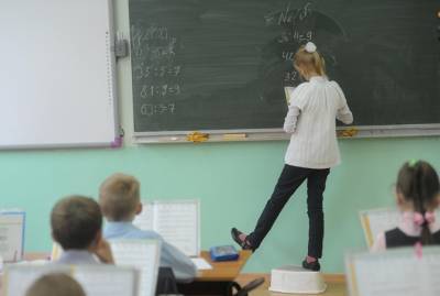 В МОН порекомендовали школам перейти на дистанционное обучение из-за непогоды