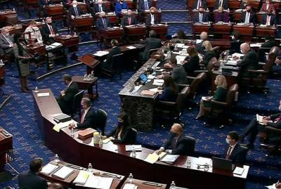 В Сенате США сторона обвинения изложила аргументы против Трампа, теперь слово за защитой