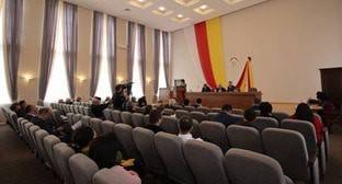 Минстрой Южной Осетии заявил об угрозе срыва работ из-за бойкота сессии парламента
