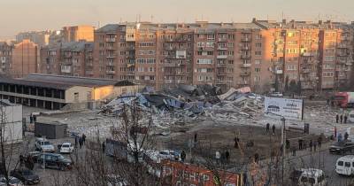 В российском Владикавказе произошел мощный взрыв, который уничтожил торговый центр