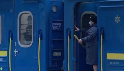 Снеговой ковер в вагоне электрички: Укрзализныця удивила новым сервисом "все включено"