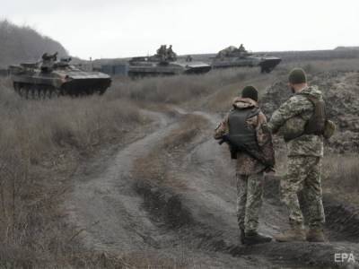 12 февраля боевики на Донбассе открывали огонь семь раз, один украинский военный подорвался на взрывном устройстве – штаб ООС