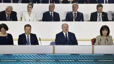 «Бывший президент относится к Беларуси как к своему личному колхозу»