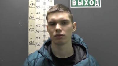 Громивший автобус в Петербурге оказался судим за наркотики