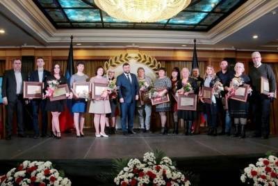 Глава ДНР наградил победителей конкурса Человек года - 2020
