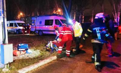 Сильный пожар вспыхнул в Харькове, спасатели бросили все силы: "за 2,5 часа выгорело..."