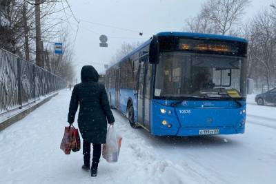 Транспорт Верхневолжья пробивается сквозь тверские снега