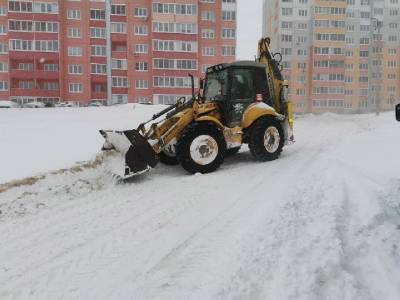 Смоленская администрация обратилась за помощью в уборке снега к строительным компаниям