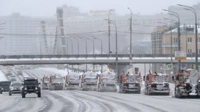 Дептранс рассказал о ходе уборки снега с дорог Москвы