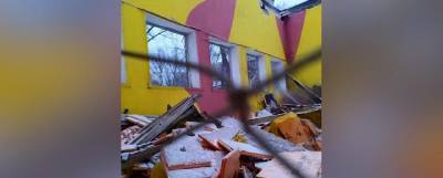 Из-за снега в московском Доме культуры обрушилась крыша спортзала