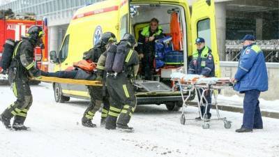 Десять человек пострадали при пожаре в московском хостеле