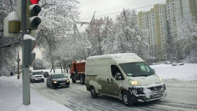 Дептранс Москвы сообщил о сроках устранения последствий снегопада