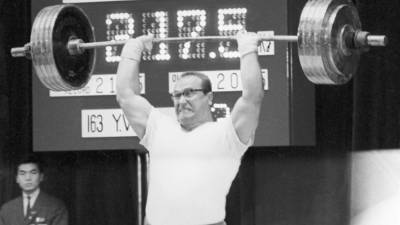 Скончался олимпийский чемпион по тяжёлой атлетике Власов