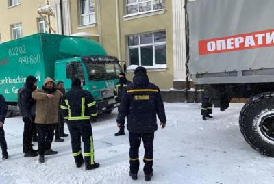 Спасатели вытащили из "снежной ловушки" авто рок-группы "Беz Обмежень"