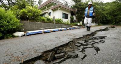 Землетрясение в Японии — цунами пока нет, но жителей просят покинуть низины