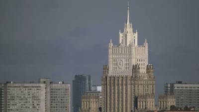 МИД России объяснил отъезд дипломатов из Лондона