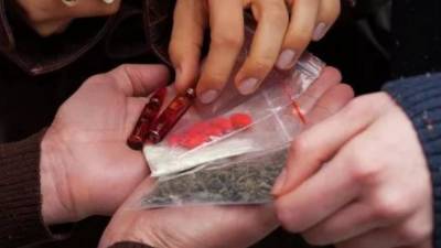 Среди наркозависимых в Дагестане растет число молодых девушек и школьников