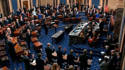 Импичмент затягивается: Сенат разрешил допросить свидетелей по делу Трампа