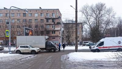 На пешеходном переходе на проспекте Металлистов в Петербурге сбили человека
